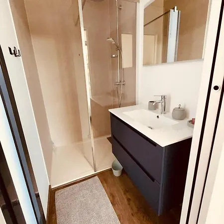 Magnifique Contemporaine Climatisee Piscine Ref Notre Dame Saint-Raphael (Var)