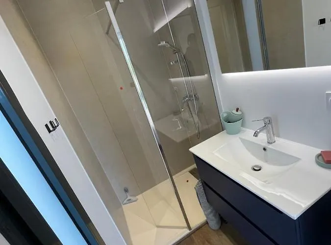 Magnifique Contemporaine Climatisee Piscine Ref Notre Dame Villa