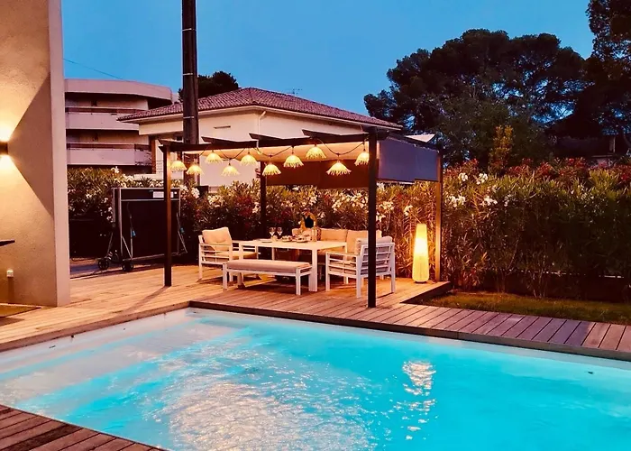 Magnifique Contemporaine Climatisee Piscine Ref Notre Dame Villa Saint-Raphaël